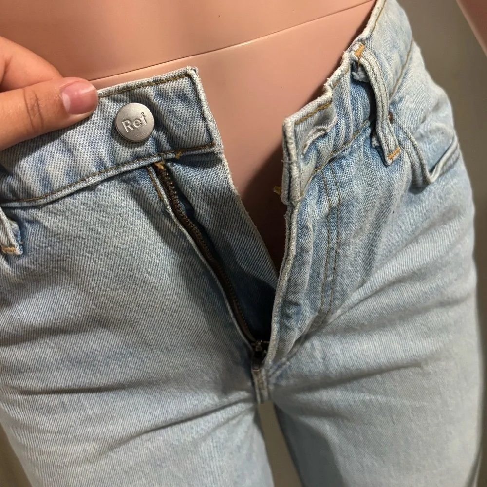 REFORMATION Women’s Julia High Cigarette Light Blue Jeans - Picture 8 of 16